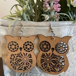 Wood Owl Earrings Dangly Lightweight Tan 1.5"